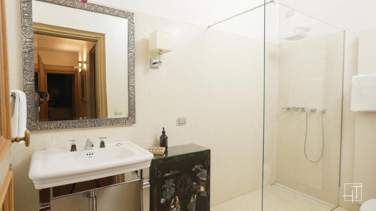 Ht - Casa Del Pittore In Piazza Delle Erbe بادوفا المظهر الخارجي الصورة